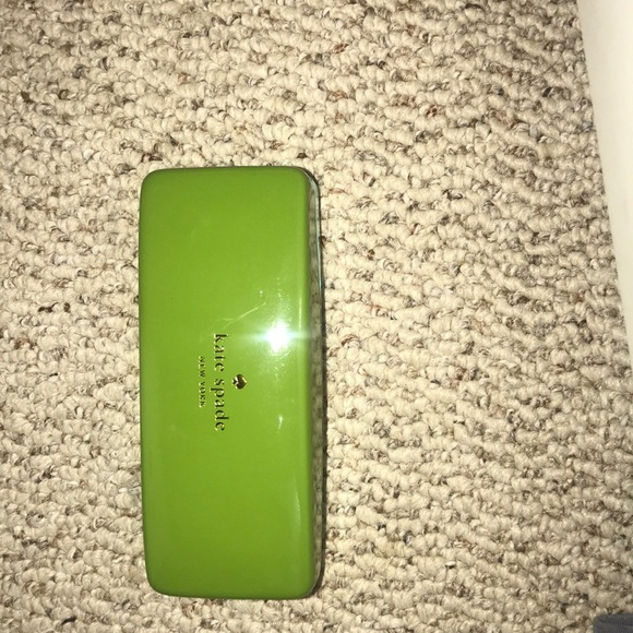 Kate spade sunglasses - Picture 3 of 3